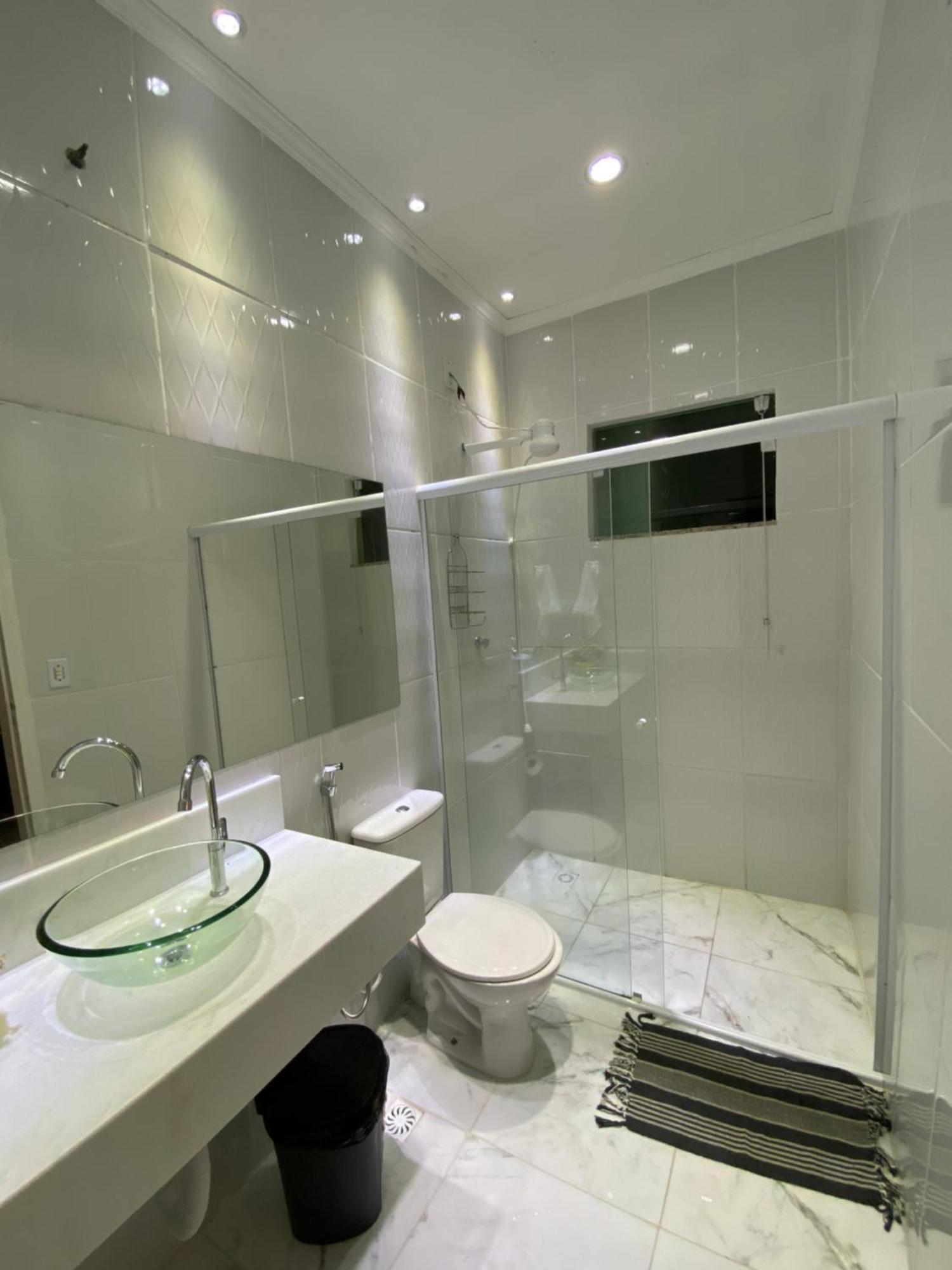 Linda Casa Em باراتي المظهر الخارجي الصورة